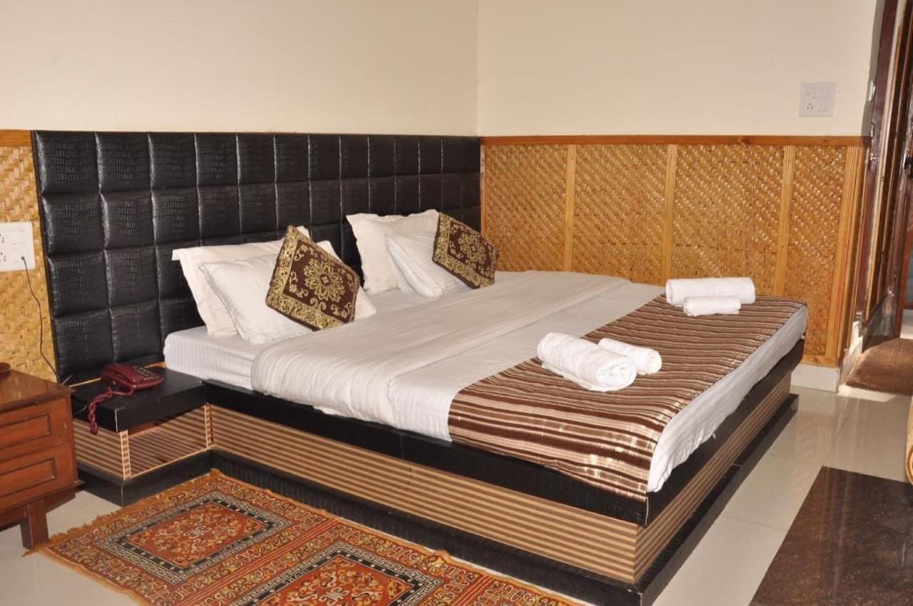 Himalaya Mount View Resort Kausani Zewnętrze zdjęcie