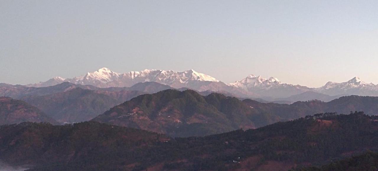 Himalaya Mount View Resort Kausani Zewnętrze zdjęcie