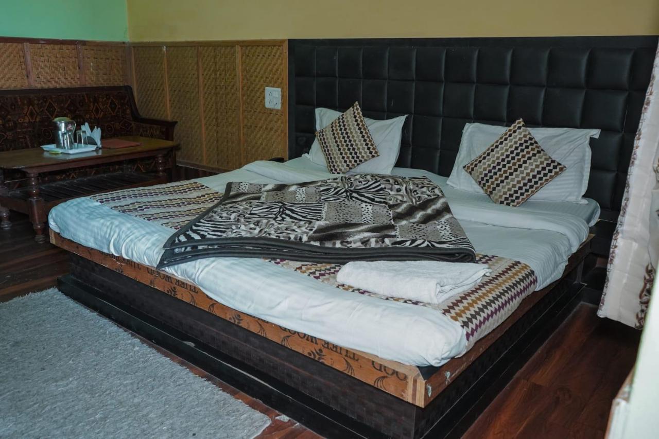 Himalaya Mount View Resort Kausani Zewnętrze zdjęcie