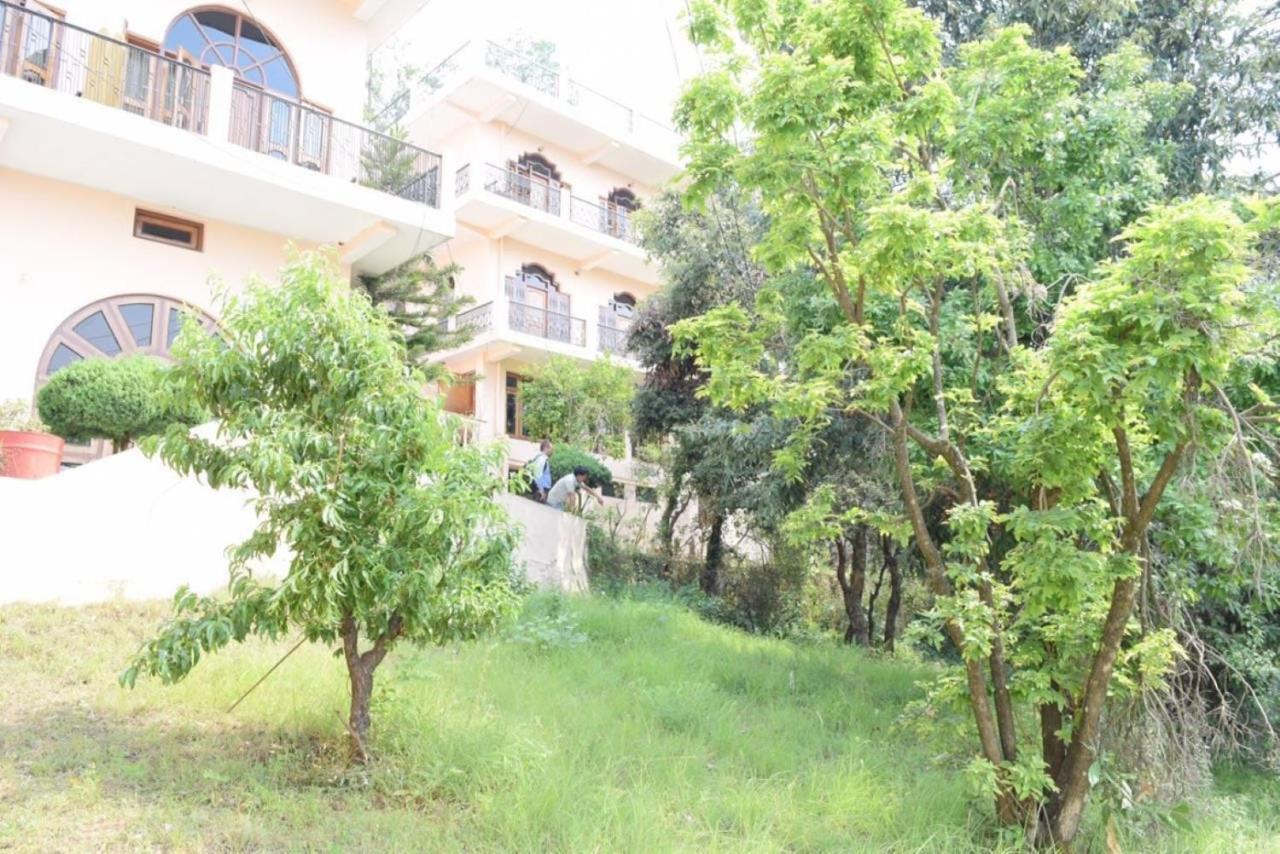Himalaya Mount View Resort Kausani Zewnętrze zdjęcie