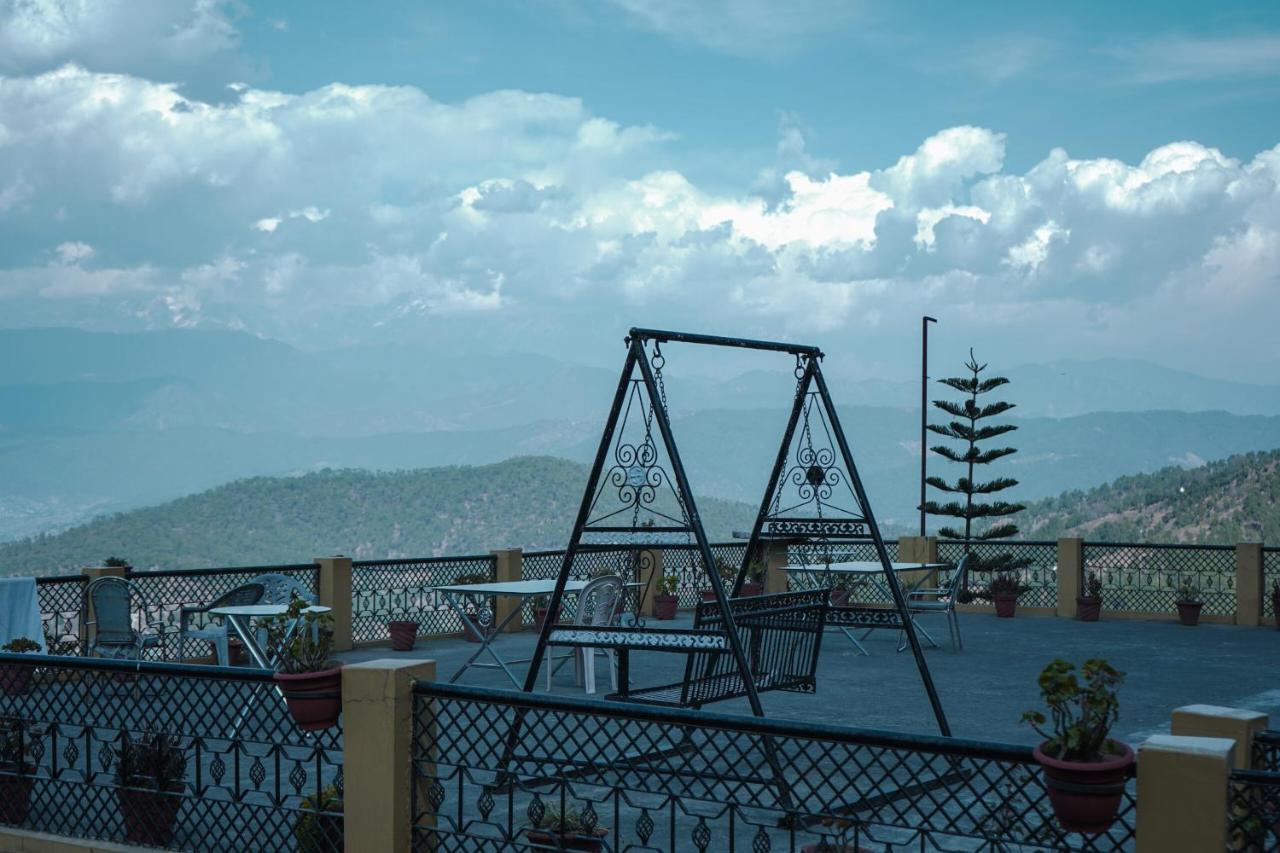 Himalaya Mount View Resort Kausani Zewnętrze zdjęcie